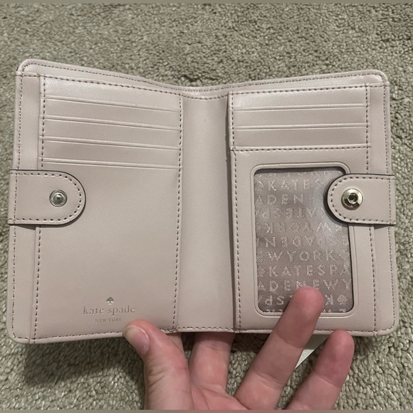 Kate Spade Tellie Wallet Cream Neutral Colors NWOT - Picture 3 of 3